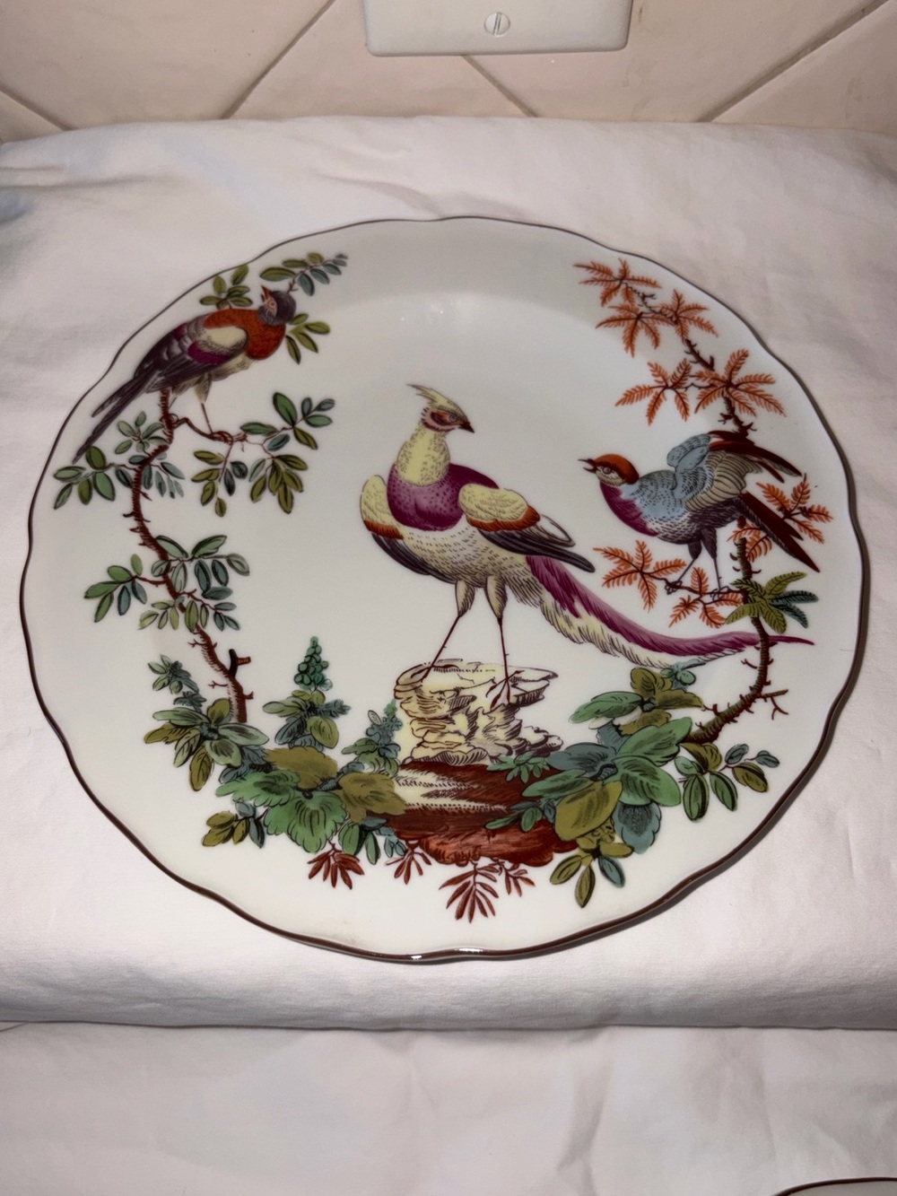 Mottahedeh Colonial Williamsburg "Chelsea Bird" Porcelain Salad Plates Set of 2